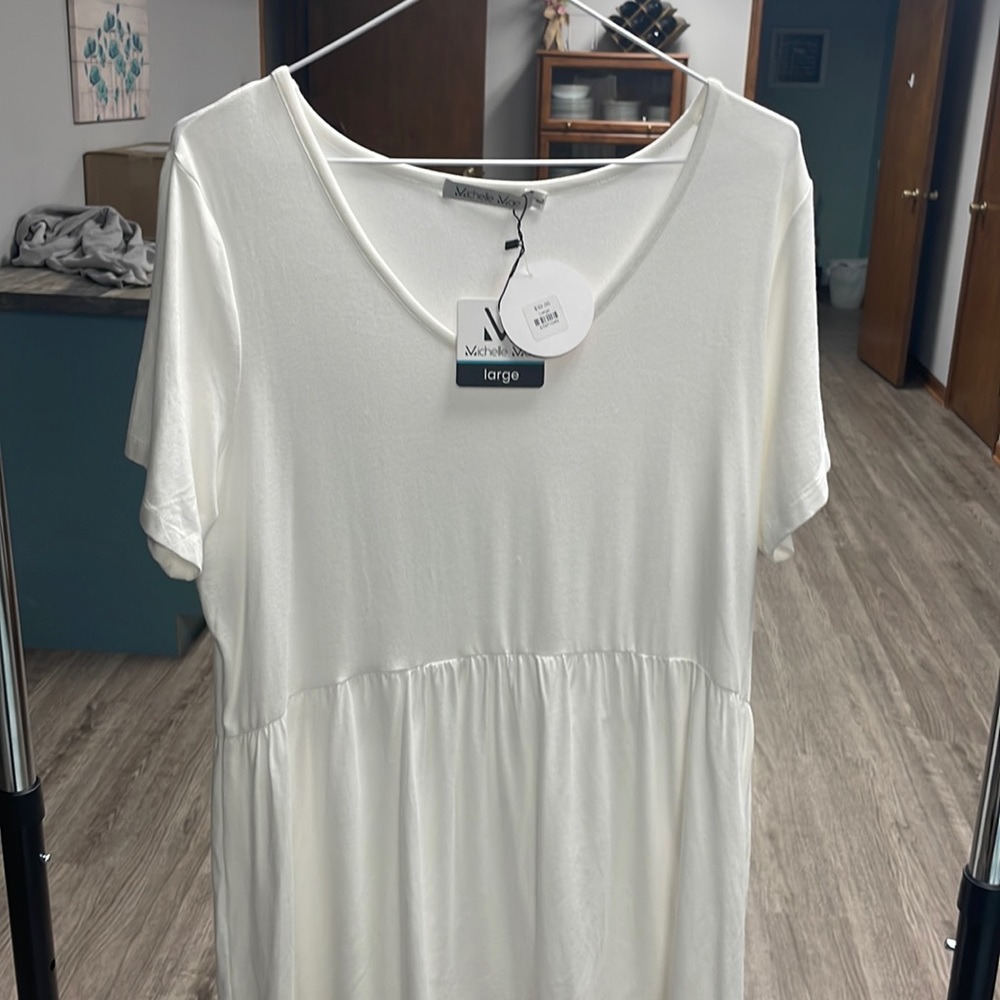 BRAND NEW Michelle Mae Babydoll Top Large